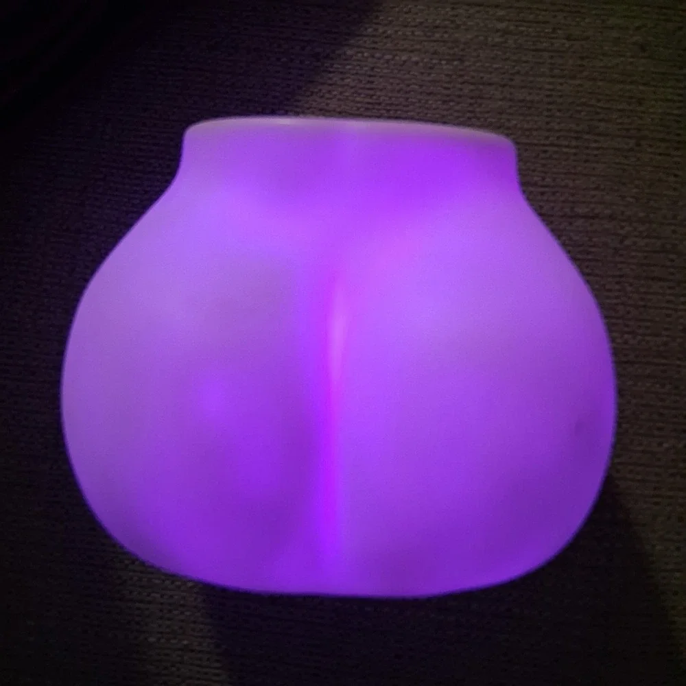 Novelty Oddity Butt Lamp Color-Changing‎ Spencer's Gifts